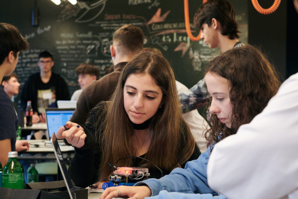 Wie lernen Autos fahren, Accenture Informatiktage2024