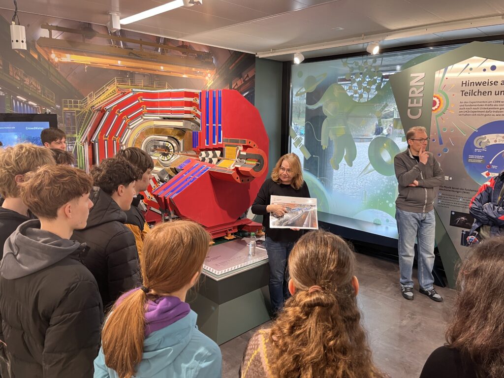 Technik- und Informatikwoche Kirschgarten 2025 | Science Pavillon Universität Zürich